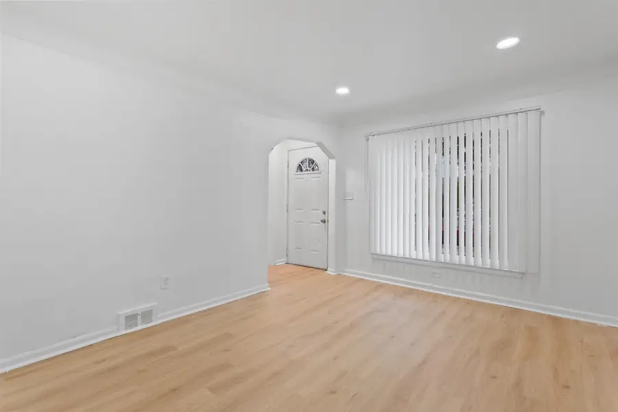 18031 Mendota Street, Detroit, MI 48221 - #3