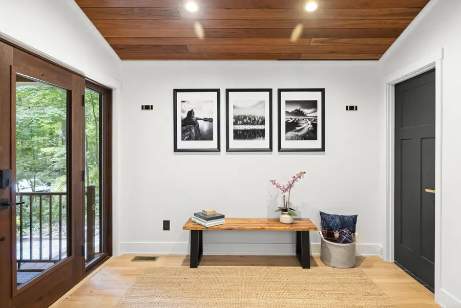 14823 N Main Street, Buchanan, MI 49107 - #3