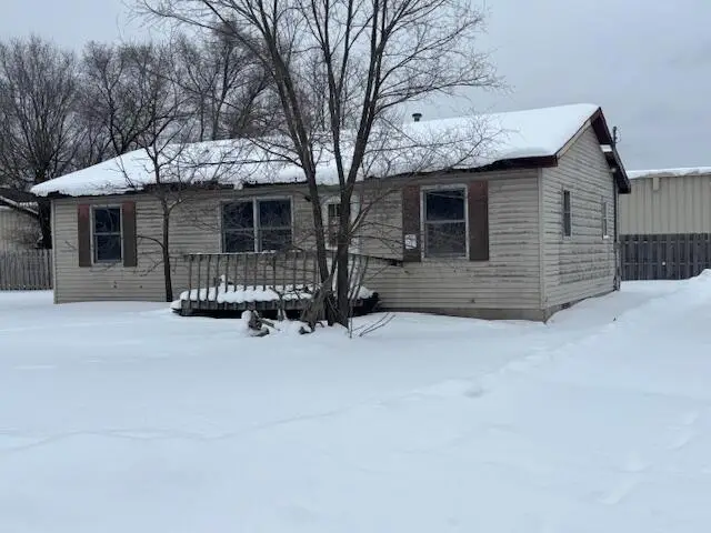 765 E 10th Street, Baldwin, MI 49304 - #2