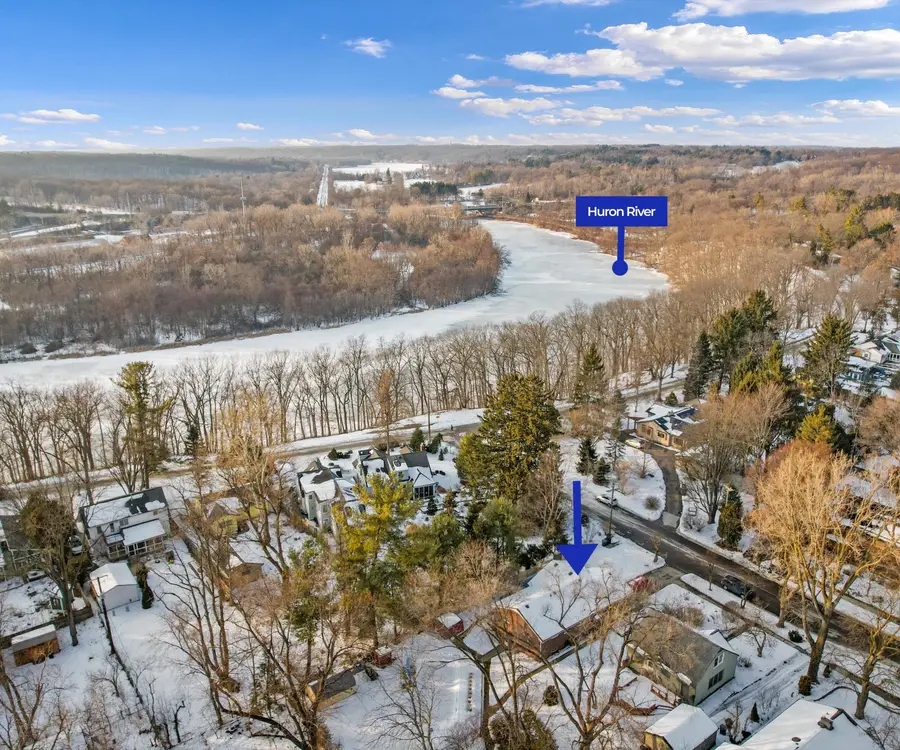 704 Amherst Avenue, Ann Arbor, MI 48105 - #3