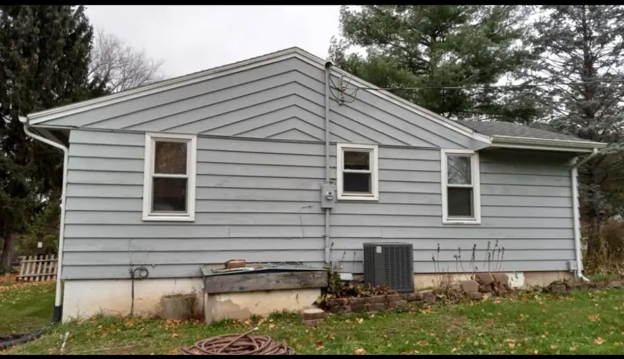 14918 Main Street, Buchanan, MI 49107 - #3