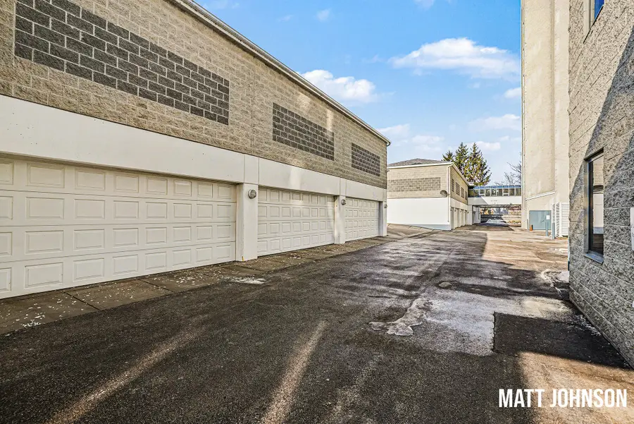 2964 Lakeshore Drive #E 204, Muskegon, MI 49441 - #3