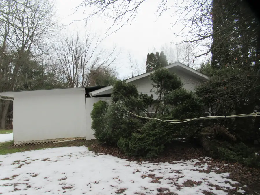 67412 M 40, White Pigeon, MI 49099 - #3