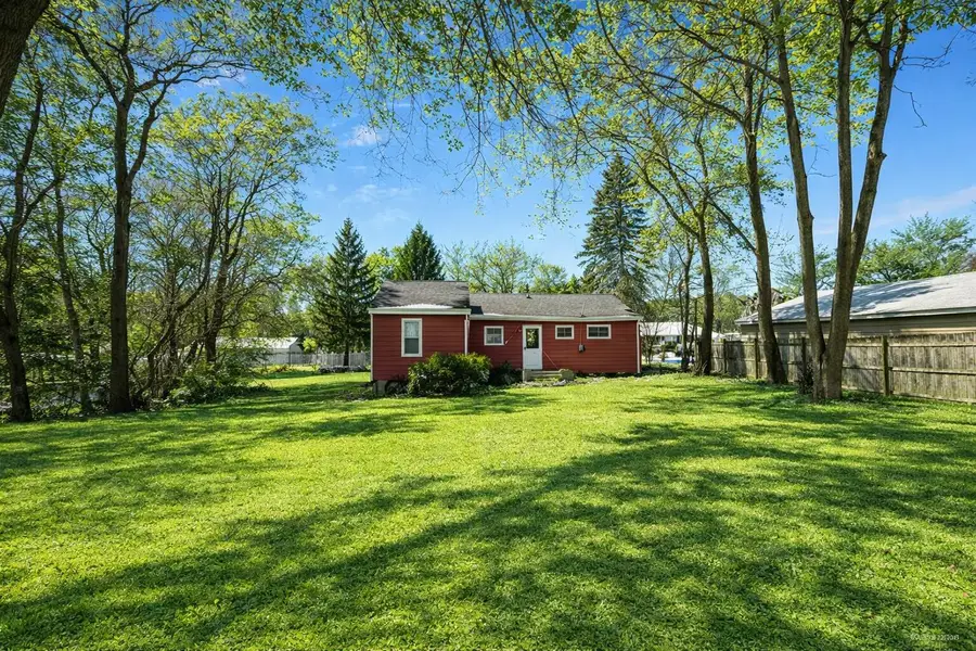 274 Florawood Street, Waterford, MI 48327 - #3