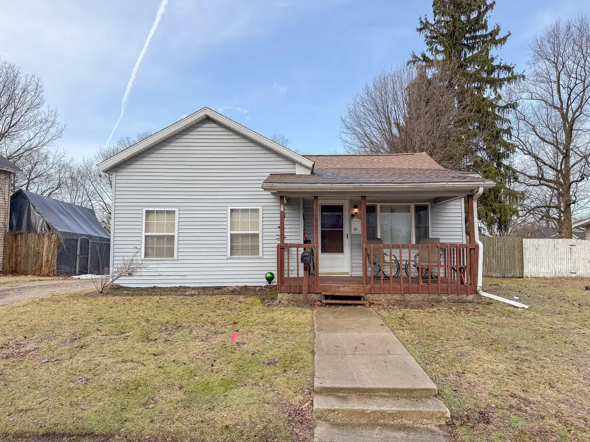 409 W Railroad Street, Dowagiac, MI 49047 - #1