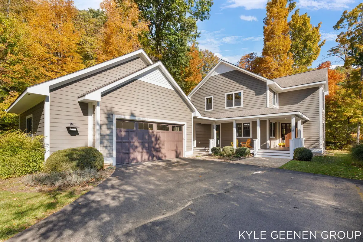 138 W Shore Woods #10, Douglas, MI 49406 - #1