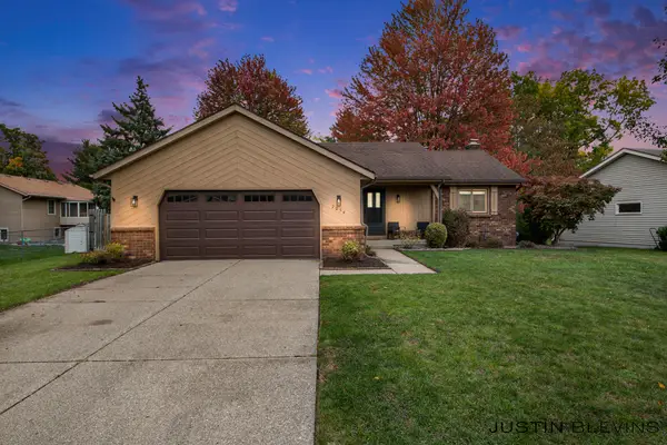 7054 Olde Farm Drive, Jenison, MI 49428