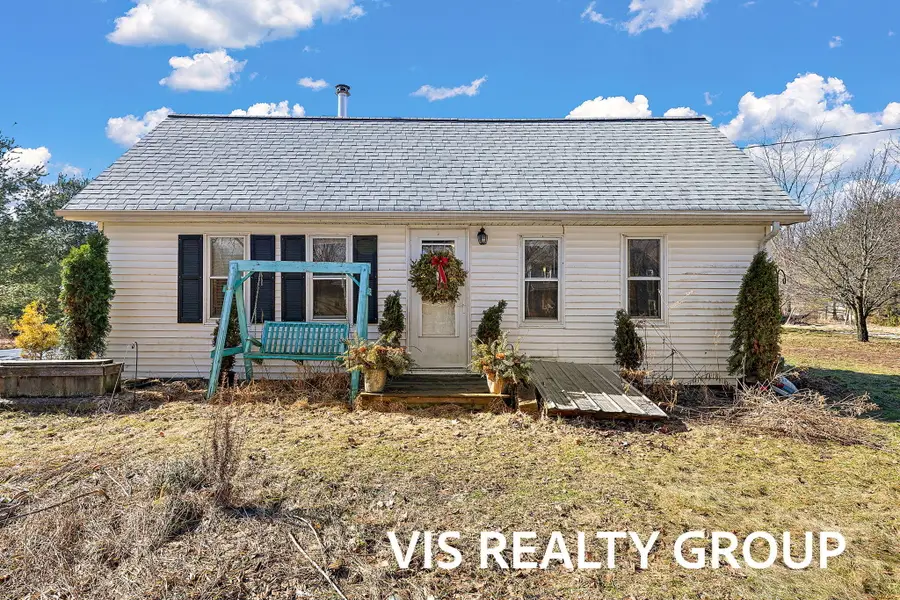 8775 Nugent Avenue Ne, Rockford, MI 49341 - #2