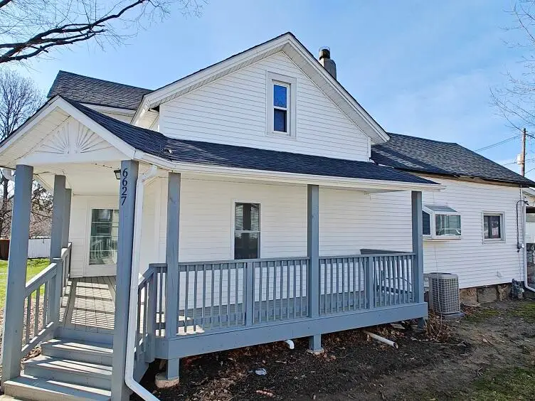 6627 E Berrien Street E, Eau Claire, MI 49111 - #2