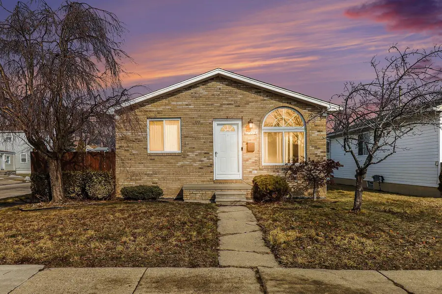 17245 Martin Road, Roseville, MI 48066 - #2