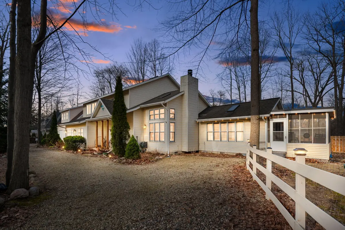 9177 Shady Lane, Lakeside, MI 49116 - #1