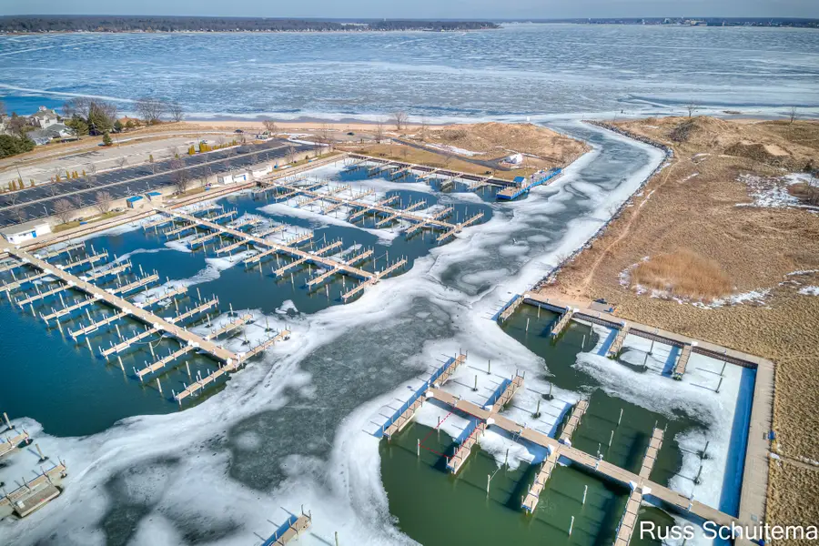 3429 Fulton Avenue #I-10, Muskegon, MI 49441 - #3