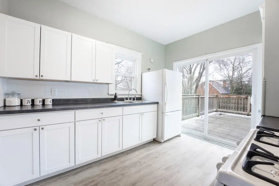 223 W Territorial Road W, Battle Creek, MI 49015 - #2