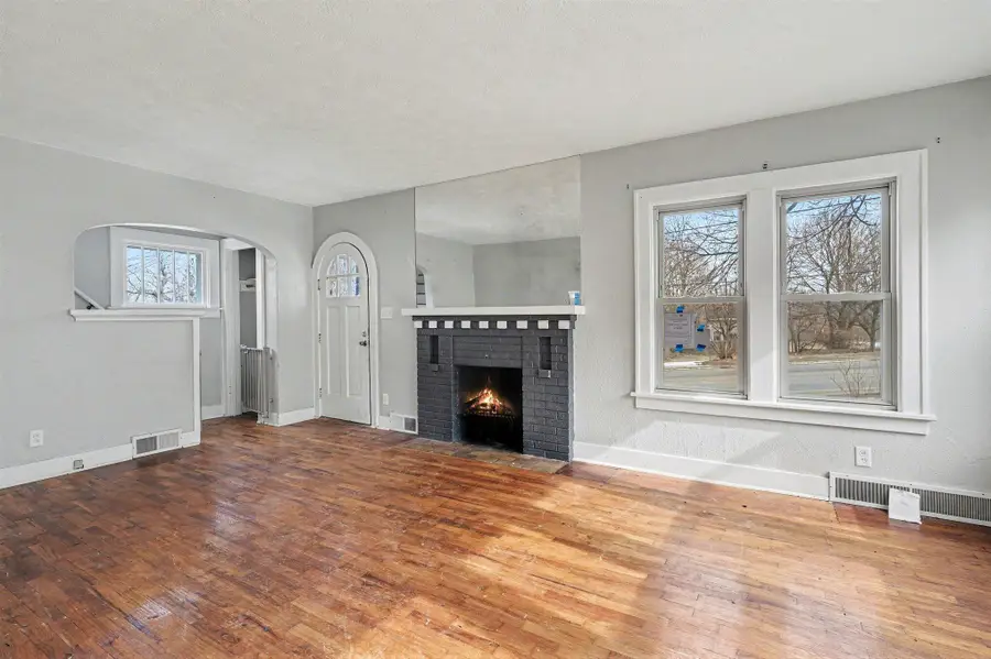 2326 S Burdick Street, Kalamazoo, MI 49001 - #3