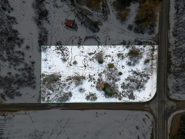 5998 N Bailey Road, Coral, MI 49322