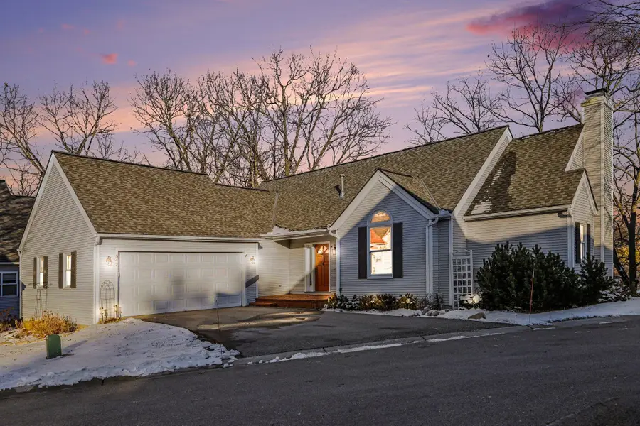 542 Heritage Drive, Ann Arbor, MI 48105 - #2