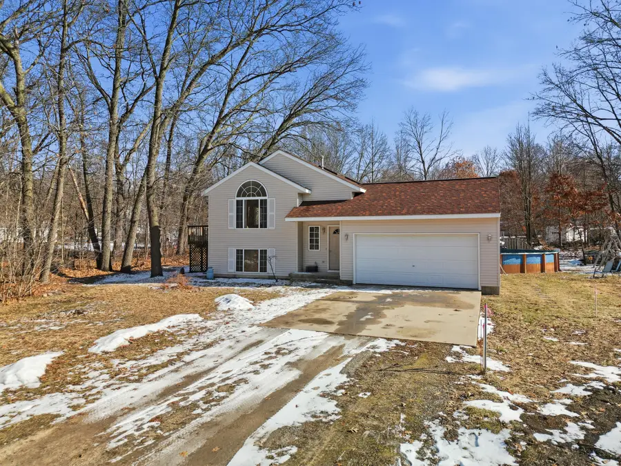 17091 Winona Court, Howard City, MI 49329 - #2