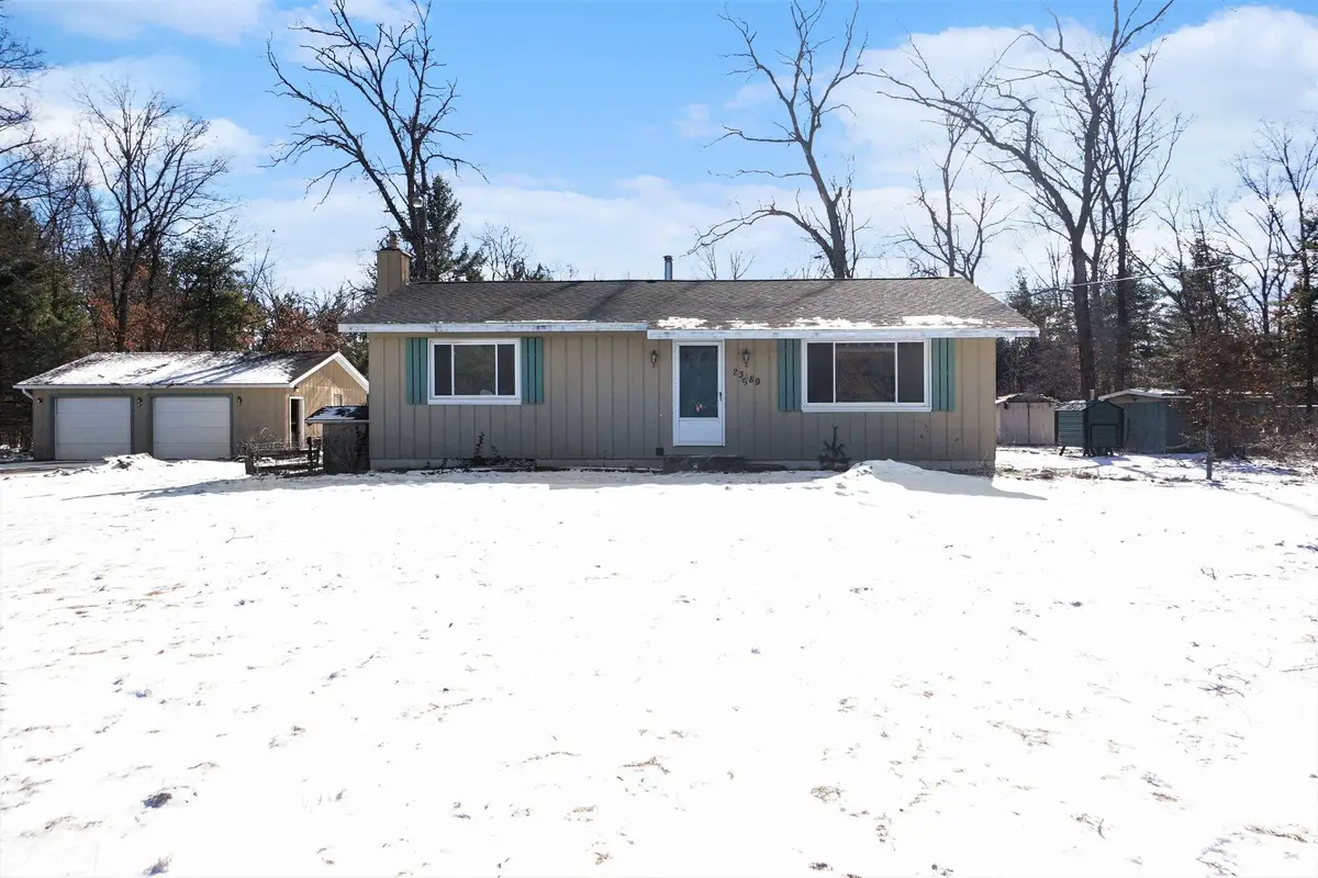 23589 Gates Road, Howard City, MI 49329 - #1