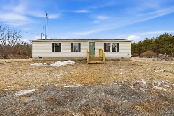 7939 W Moore Road, Ravenna, MI 49451