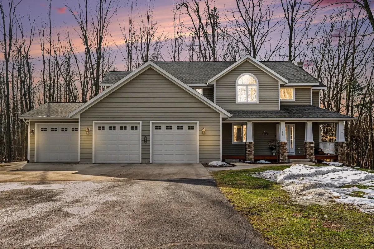 7494 Shelburne Court Ne, Ada, MI 49301 - #1