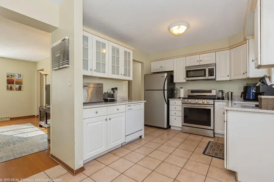 28 S Griffith Street, New Buffalo, MI 49117 - #3