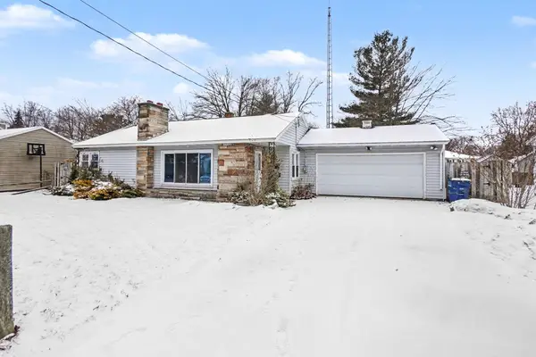 2967 Maple Grove Road, Muskegon, MI 49441