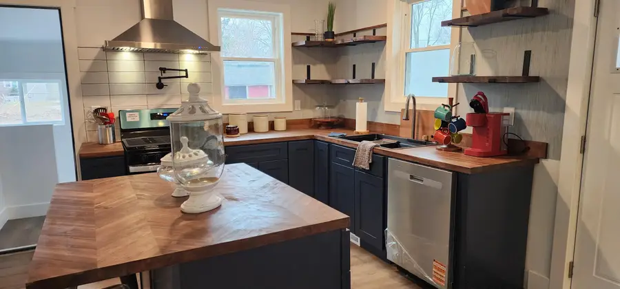 2102 Morton Avenue, Muskegon, MI 49441 - #3