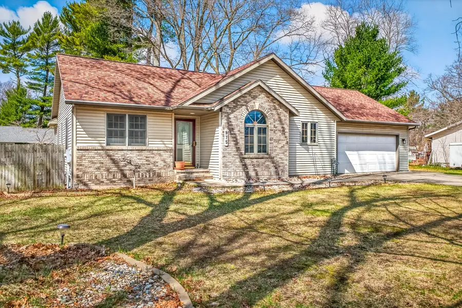 975 Glenwood Avenue, Muskegon, MI 49445 - #2