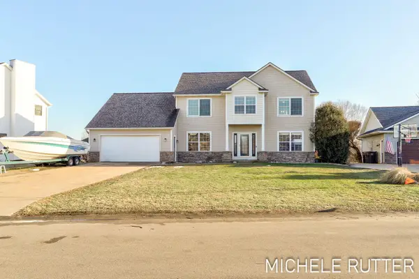 1399 Woodfield Drive, Zeeland, MI 49464