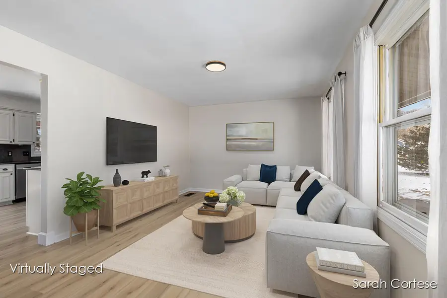 6150 Winthrop Court Se, Ada, MI 49301 - #2