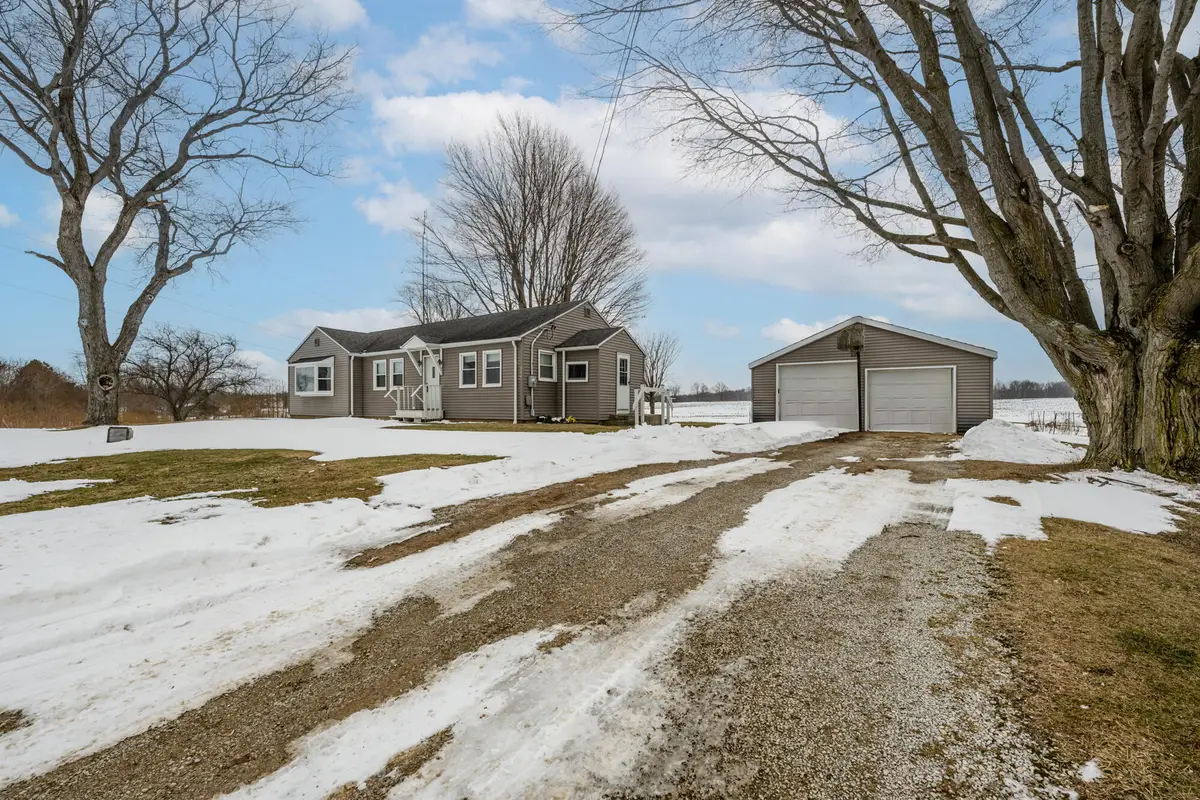 940 Mount Tabor Road, Buchanan, MI 49107 - #1