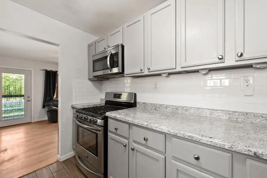 85 Doremus Avenue, Waterford, MI 48328 - #3