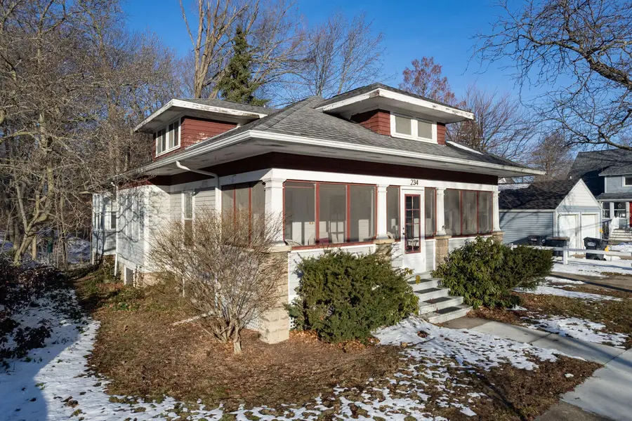 234 Bailey Avenue, South Haven, MI 49090 - #3