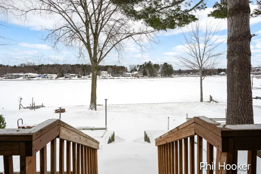 2055 N White Birch Drive, Mears, MI 49436 - #3