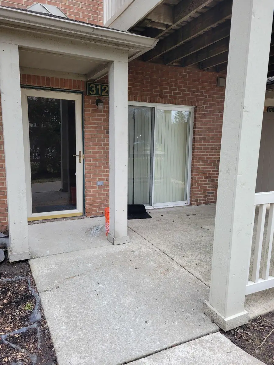 312 Marigold Circle #52, Westland, MI 48185 - #2