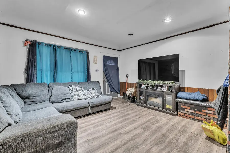 14216 Kentucky Street, Detroit, MI 48238 - #2