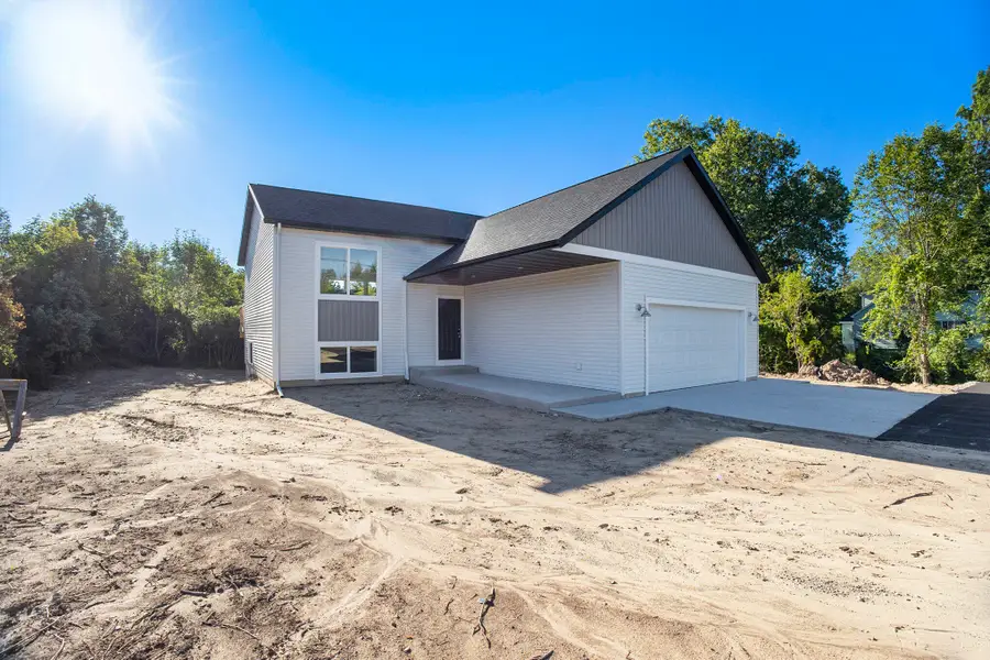 3545 Wickham Drive, Norton Shores, MI 49441 - #2