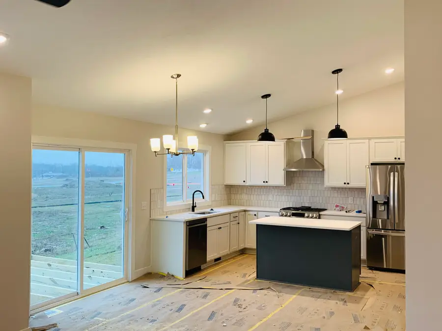 4904 Bethpage Drive Nw, Comstock Park, MI 49321 - #3