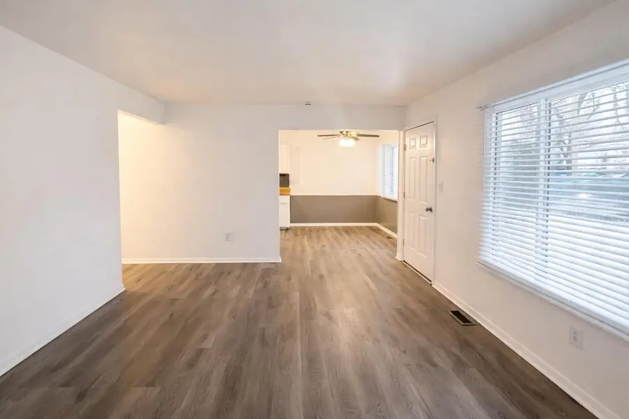 146 W Beverly Avenue, Pontiac, MI 48340 - #3