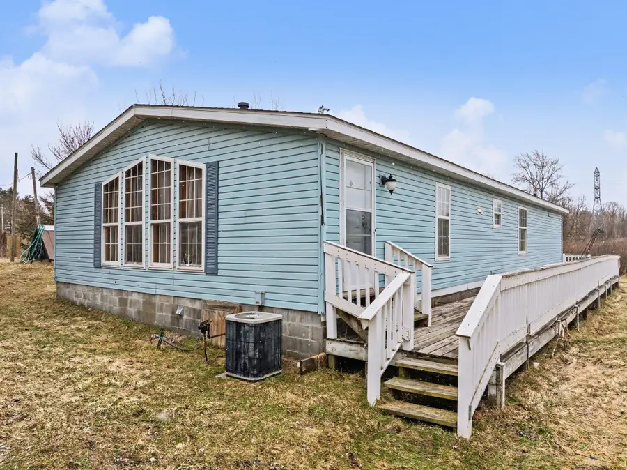 38039 20th Avenue, Gobles, MI 49055 - #2