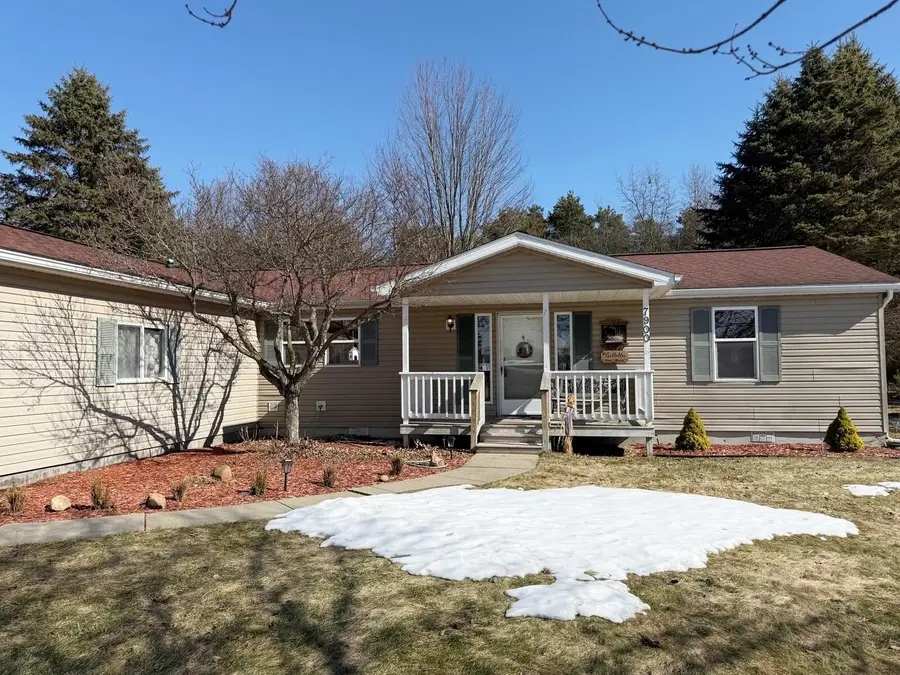 7900 Sunset Shores Drive #7835, Canadian Lakes, MI 49346 - #2