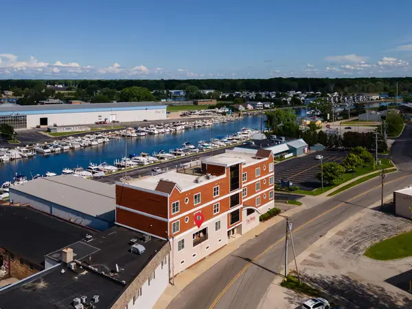 1221 Broad Street #3, St. Joseph, MI 49085