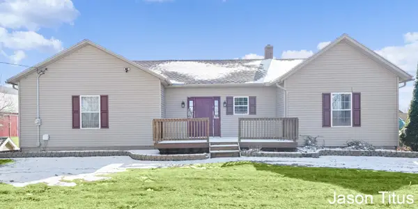 9604 Island Highway, Eaton Rapids, MI 48827