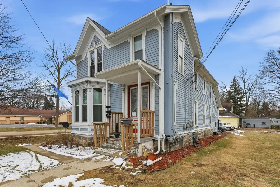 308 E State Street, Saint Johns, MI 48879 - #2