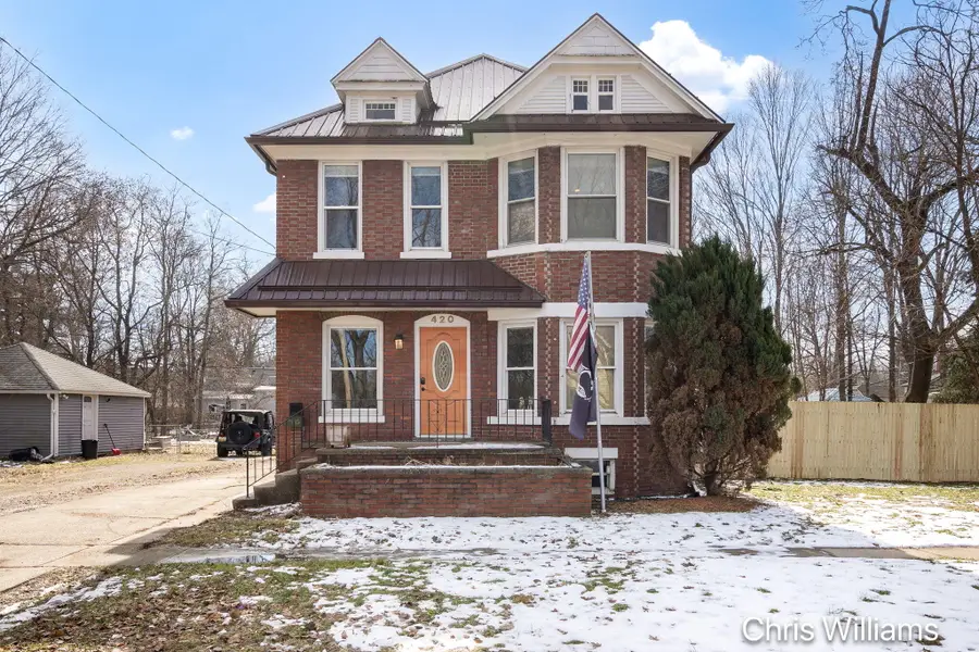 420 E Bond Street, Hastings, MI 49058 - #3