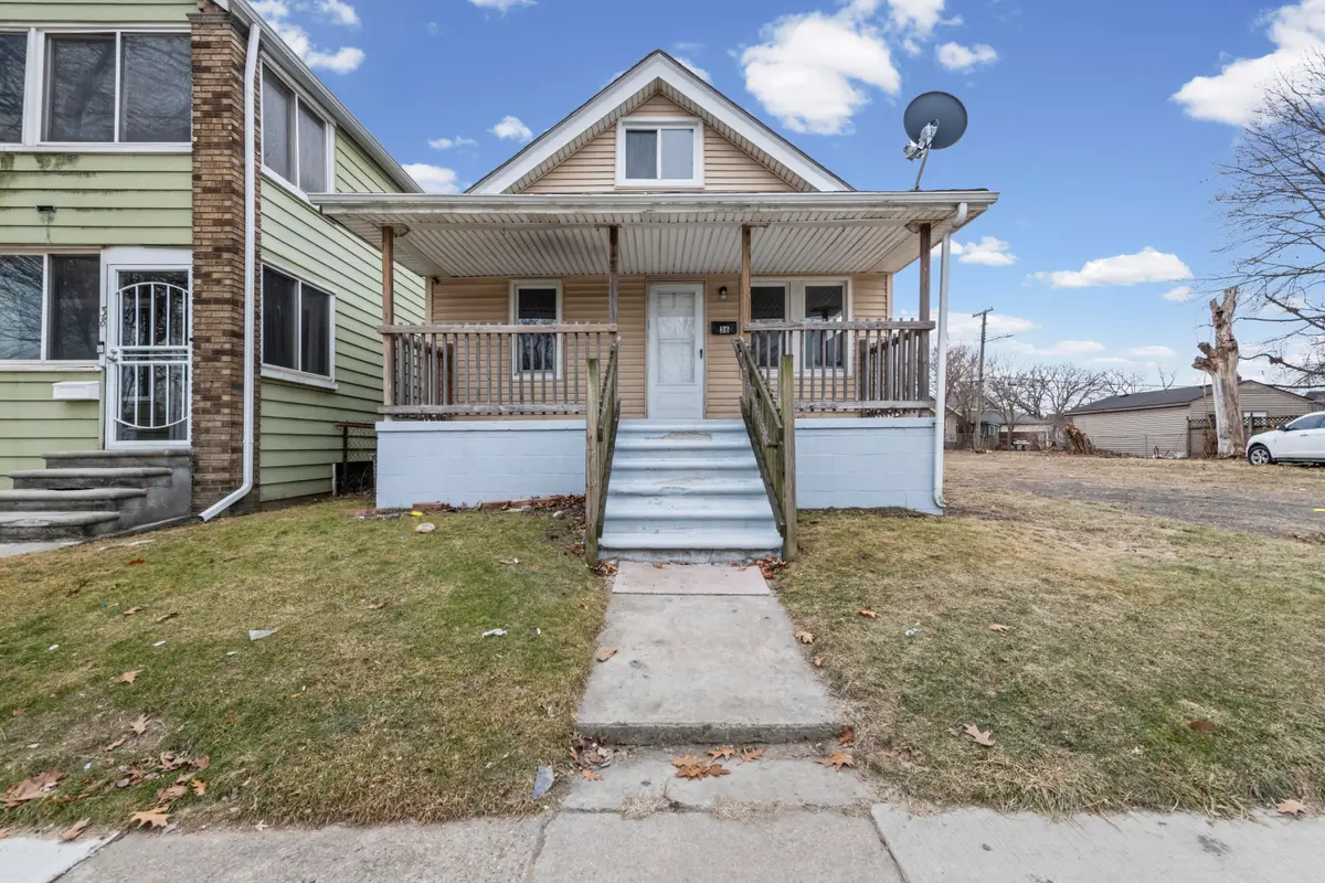 36 E Charlotte Avenue, Ecorse, MI 48229 - #1