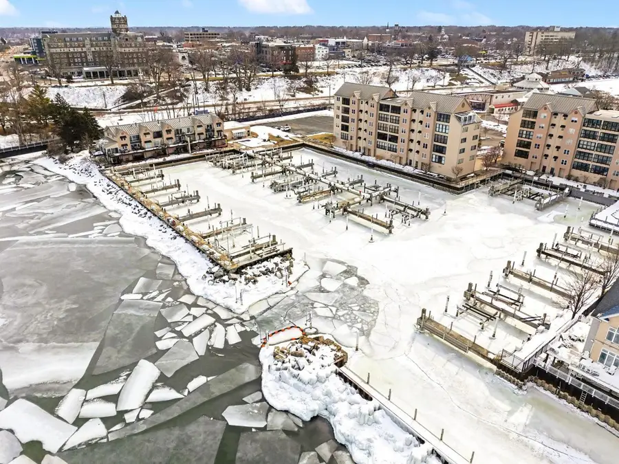 312 Water Street #47, Saint Joseph, MI 49085 - #2