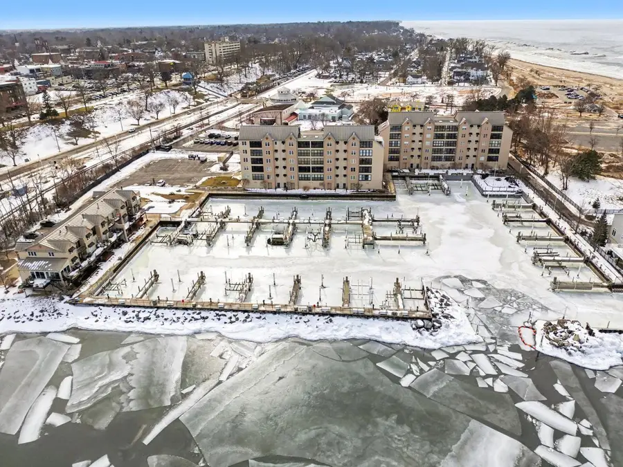 312 Water Street #47, Saint Joseph, MI 49085 - #3