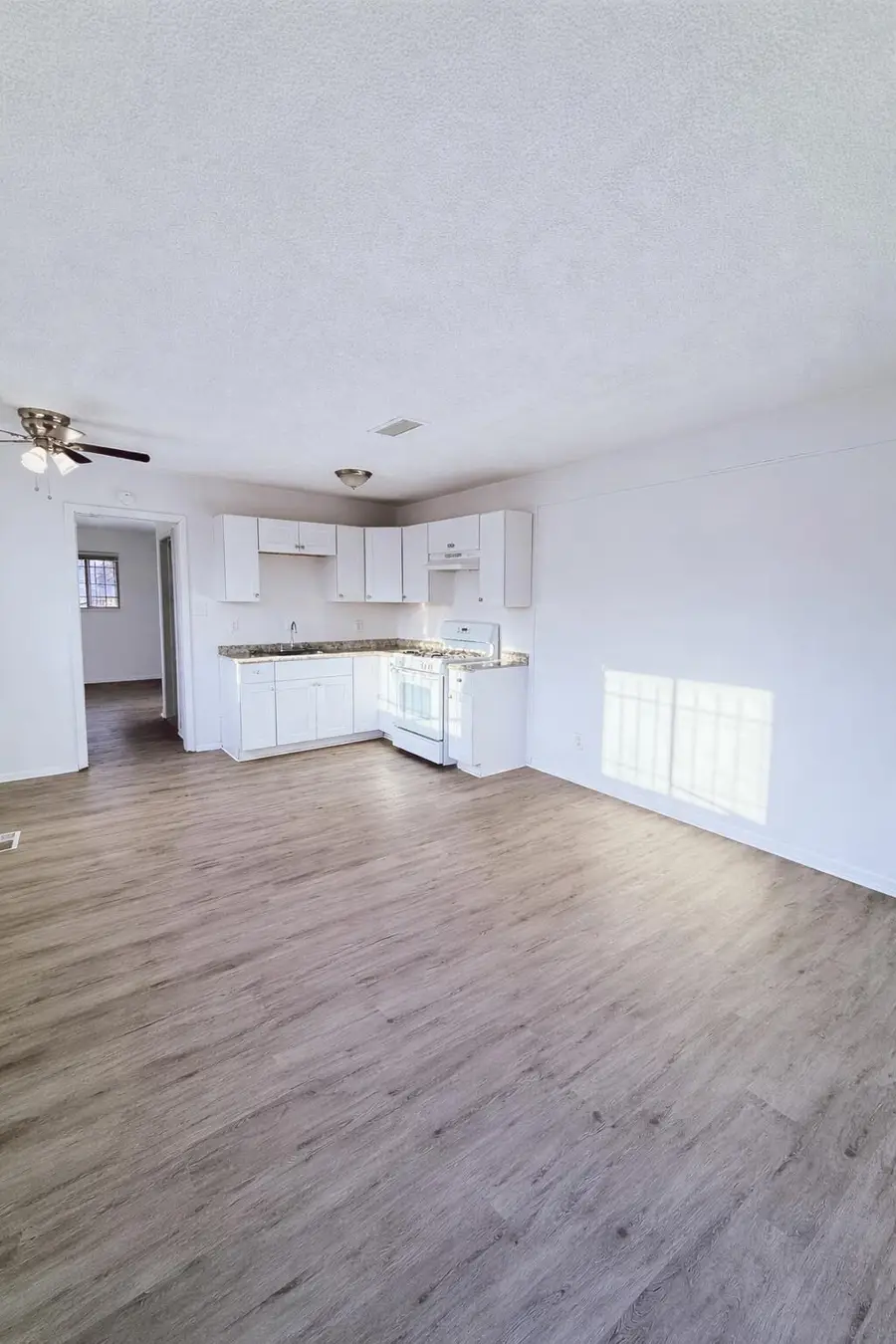 14439 Kent Street, Detroit, MI 48213 - #2