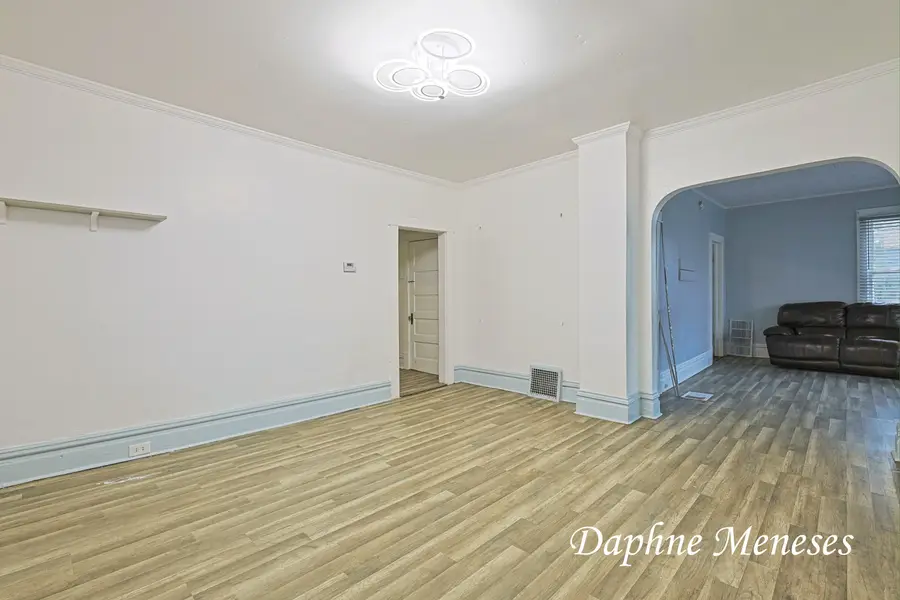 594 E Apple Avenue, Muskegon, MI 49442 - #3